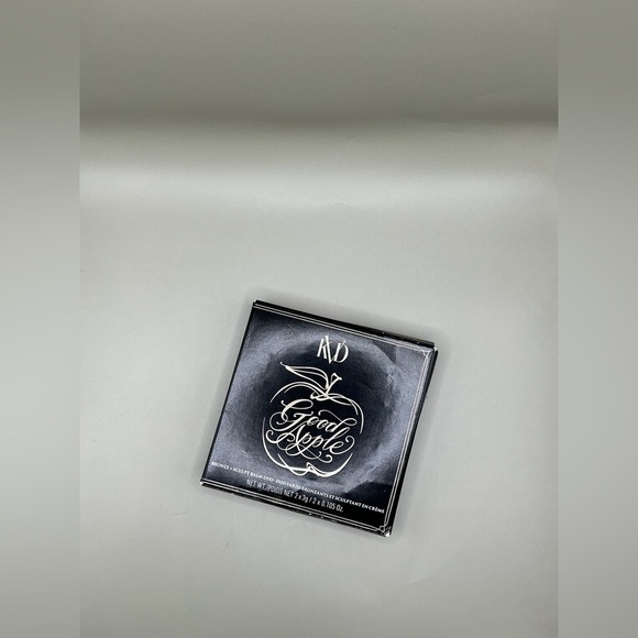 KVD Good Apple Bronze + Sculpt Balm Duo - Picture 2 of 3